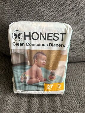 NEW The Honest Company Donut Diapers Size 3